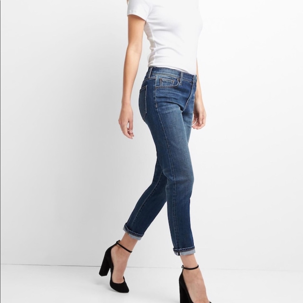 BRAND NEW Gap dark wash petite girlfriend jeans